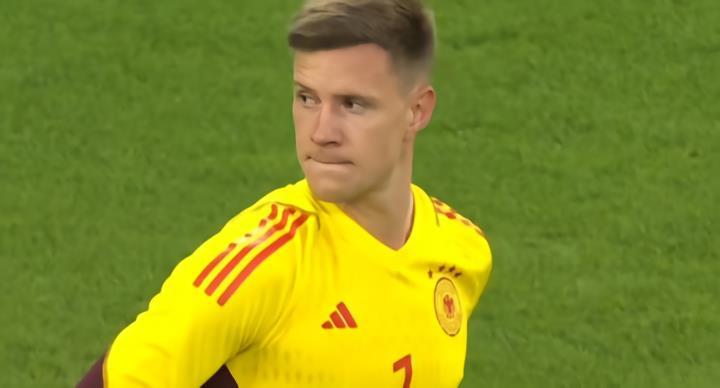 巴萨球员国家队战报：莱万传射仍遭逆转，特狮失2球