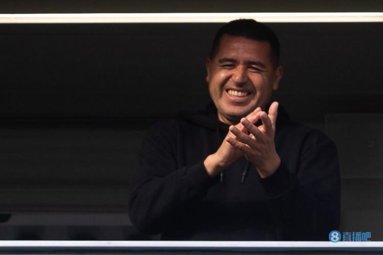 里克尔梅告别赛双方阵容：里克尔梅领衔，梅西、斯卡洛尼在列