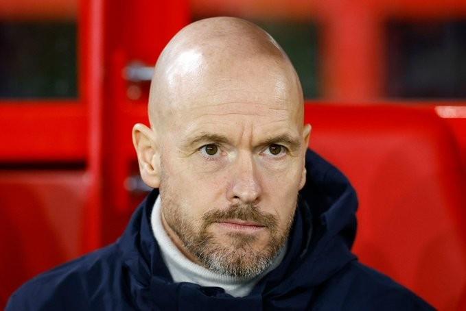 镜报：曼联转会计划因俱乐部收购案而停滞，滕哈格很愤怒