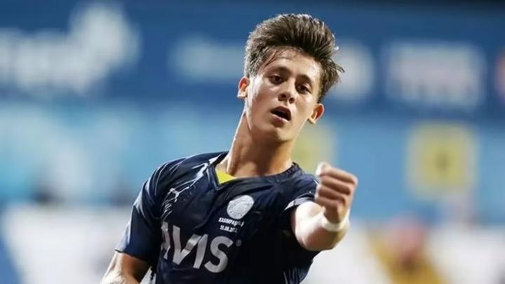 阿斯：皇马有意土耳其18岁中场居莱尔，解约金约1800万欧元