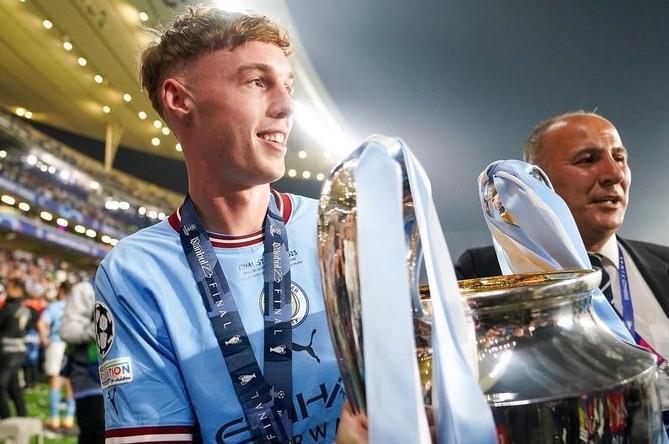 图片报：多特蒙德将曼城21岁小将帕尔默列入“愿望清单”