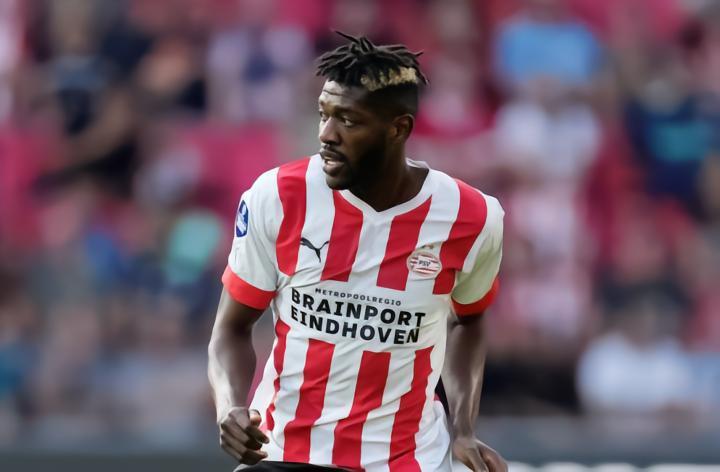 法尔克：拜仁关注埃因霍温中场桑加雷，球员违约金3700万欧元