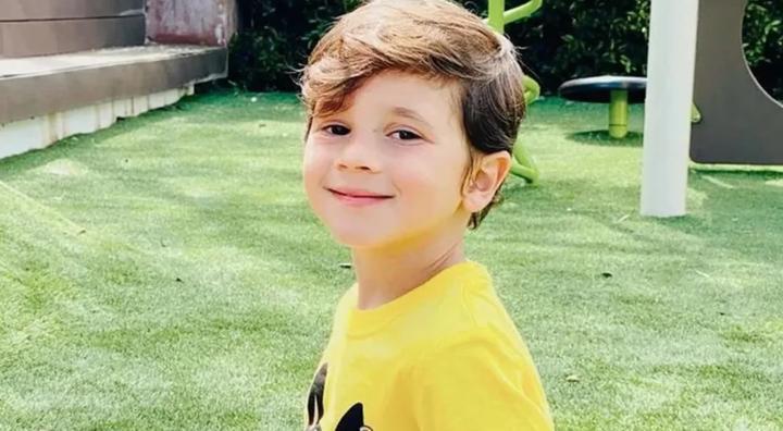 给球王送外卖！油条店小哥亲历：梅西夫妇接待，马特奥送拥抱