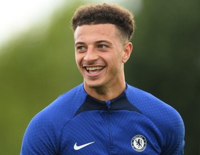 晚旗报：切尔西为阿姆帕杜标价1200万英镑，已经收到报价