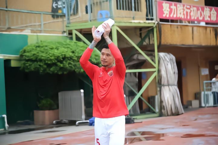 张琳芃：重回越秀山有回家的感觉，相信广州队很快能成长起来