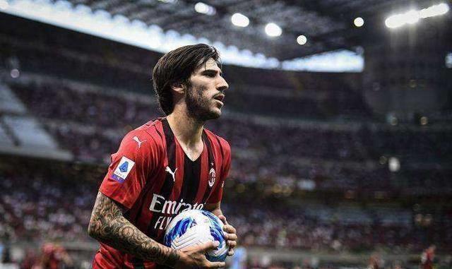 托纳利将启程英超？回顾意大利球员在英伦赛场的表现