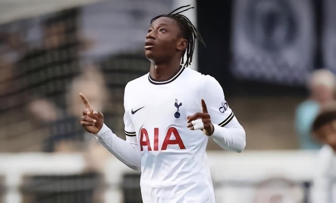 Here we go！罗马诺：热刺20岁小将蒙德尔将加盟标准列日