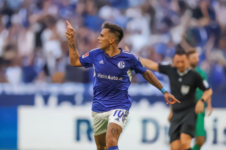 1、据乌拉圭记者Facundo Sánchez的