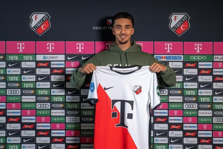 官方：曼联20岁青训小将齐达内-伊克巴尔永久转会乌德勒支