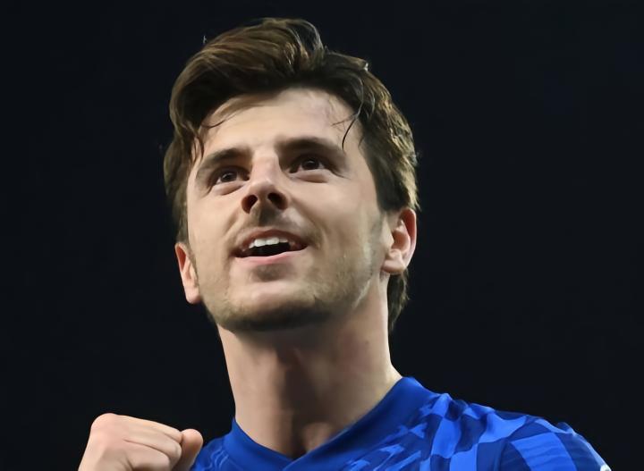 电讯报：芒特没说一定要离队，并告诉波切蒂诺他留下就会努力