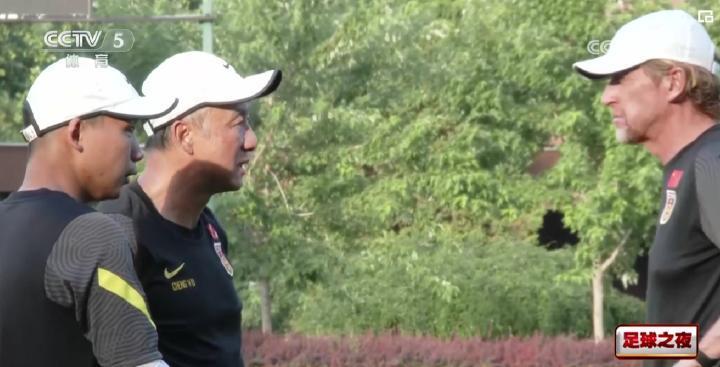 成耀东：会重视任何一个对手，奥预赛第一阶段要小组出线