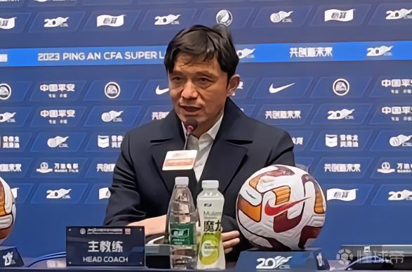 谢晖：感谢球员们的努力，这一分对我们保级很重要