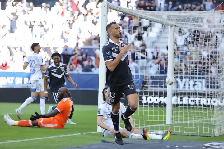 官方| 中场弗兰塞尔吉奥离队