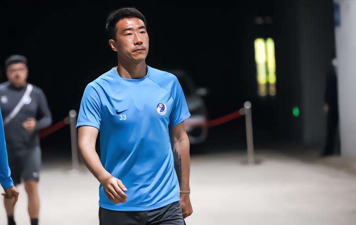 夏窗离队第一人，连籍后腰外租中甲，遗憾未能做出更多贡献