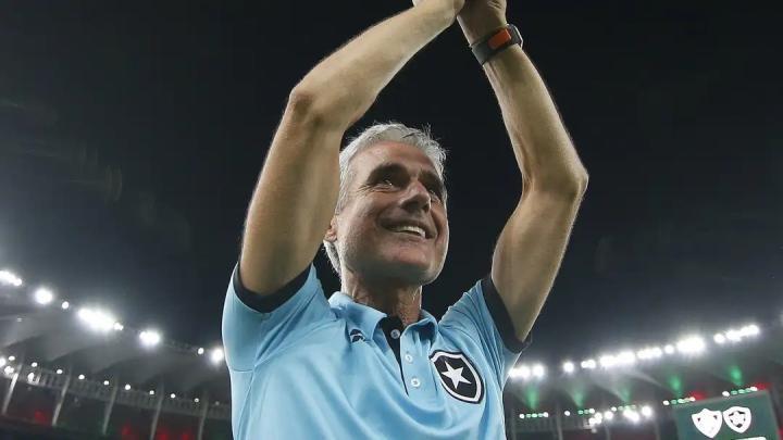 传闻路易斯-卡斯特罗将执教利雅得胜利，博塔弗戈官方否认