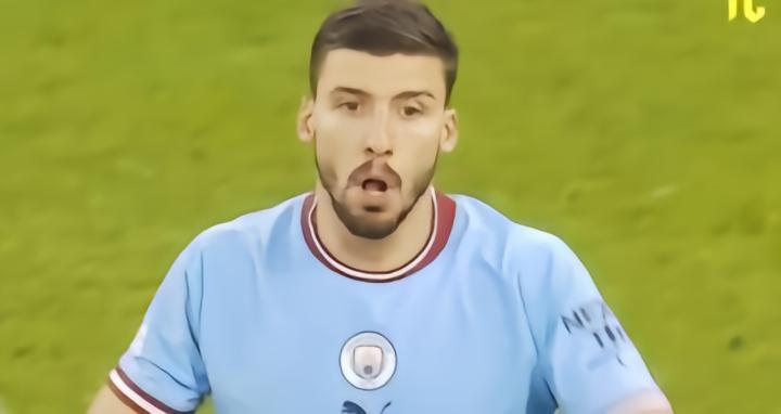 德转中卫身价：迪亚斯8000万欧第一，格瓦和德利赫特7500万