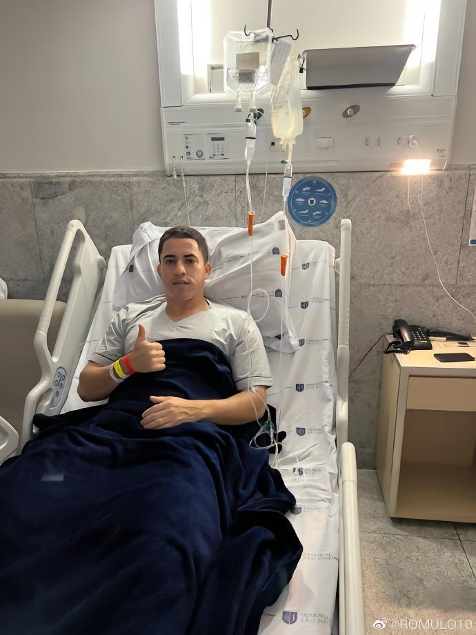 罗慕洛完成韧带手术：感谢大家支持，归来时我会更强