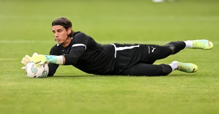 法尔克：索默合同中有解约金条款，可能以1000万欧的价格离队