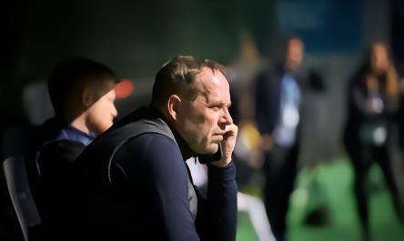 布隆德比的引援计划——其中一名必须是左脚球员