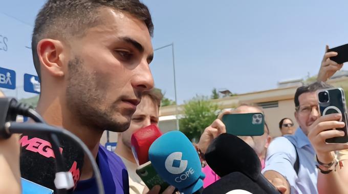 费兰：永远希望明天回到瓦伦西亚，佩佩卢要为自己考虑最好的