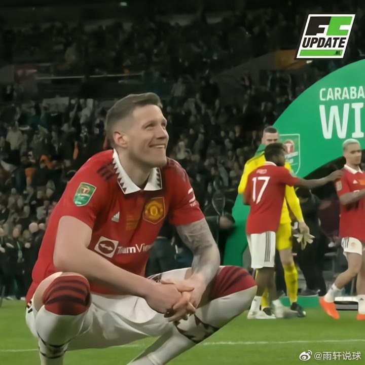 淹没在转会喧嚣的一条消息：韦格霍斯特和萨比策租借