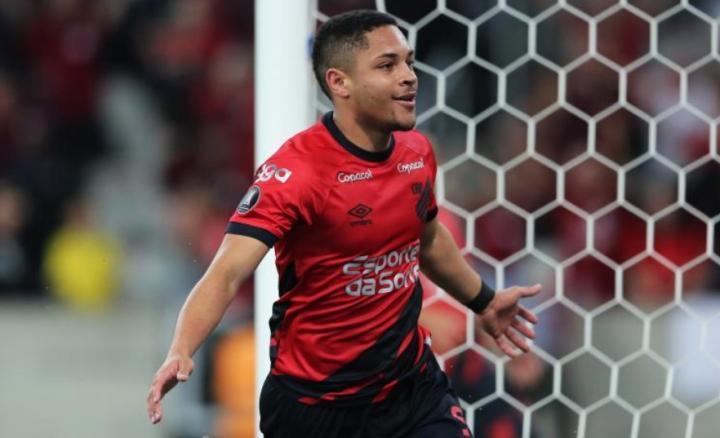 世体：罗克转会巴萨已进入最终阶段，财政公平原则将成为关键