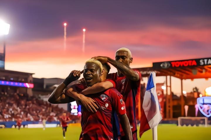 达拉斯2-0洛杉矶，卡蒙戈破门，然卡锁定胜局