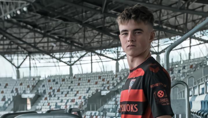 波兰U17国脚：波多尔斯基帮我很多；梦想为曼联踢欧冠决赛