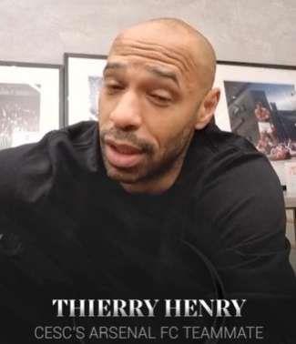 今天凌晨，法布雷加斯宣布退役，随后经纪公司晒出视