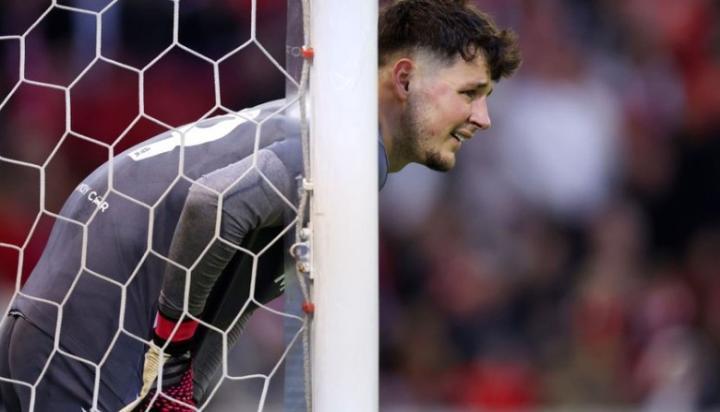 罗马诺：伯恩利准备签下曼城门将特拉福德和多特后卫库利巴利