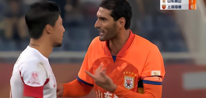 专业人士：VAR视费莱尼犯规和进球为同一回合，因此吹掉进球