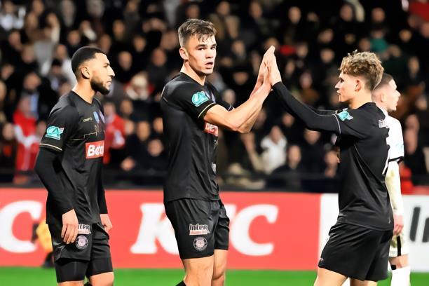 法媒：图卢兹将在集训营对阵狼堡，季前压轴战踢罗马