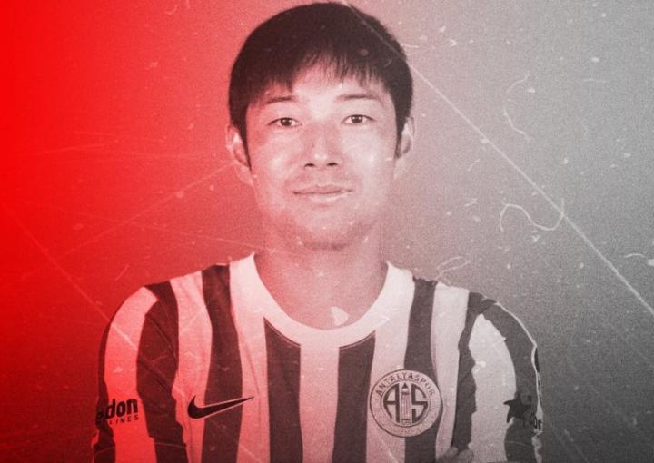 官方：中岛翔哉与土超安塔利亚体育提前结束合约