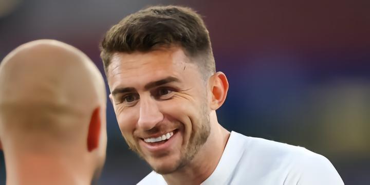 转会丨尤文图斯正在考虑为艾默里克·拉波尔特提供附