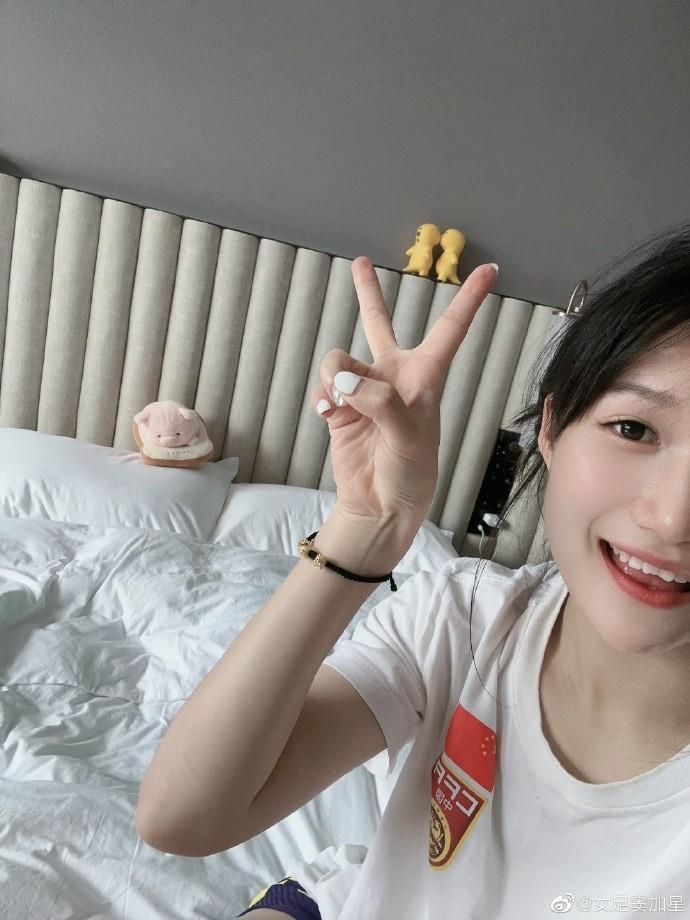 窦加星谈入选世界杯名单：这一刻等太久，感恩一切全力以赴