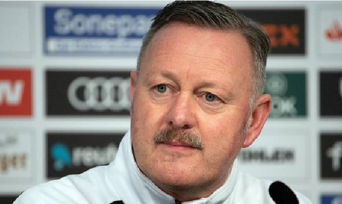 门兴主管维尔库斯谈霍夫曼的转会：“去年夏天，当我