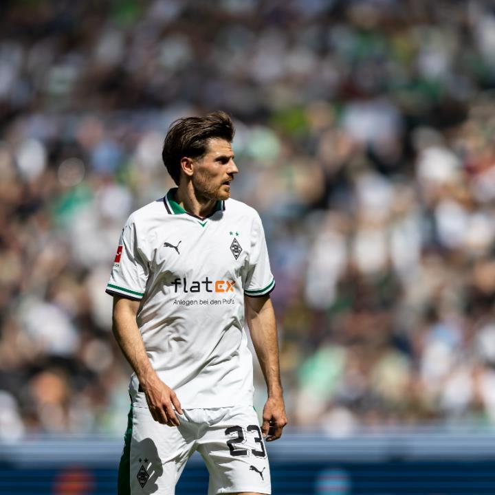 霍夫曼给球迷们的话：亲爱的门兴球迷们，出于个人原