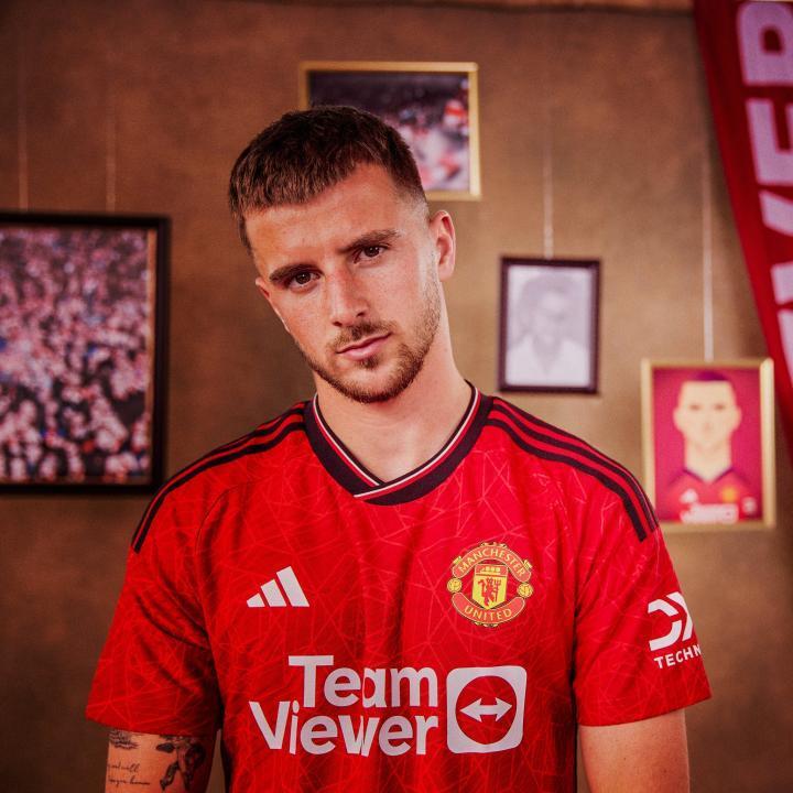 曼联的刚需并不是芒特，但第一笔签约是芒特且坚持寻