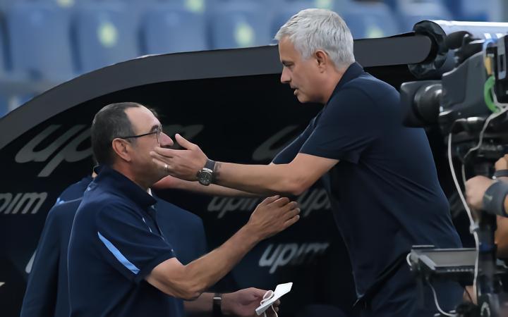 接受Sportitalia记者采访时，拉齐奥主帅