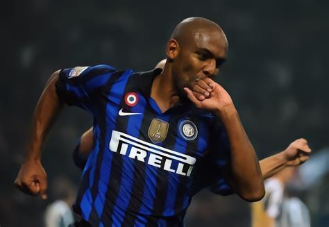 “梦三”的“梦魇” 他是世界第一右后卫！