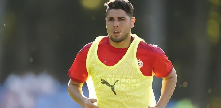 罗梅罗与PSV续约至2024年1月1日