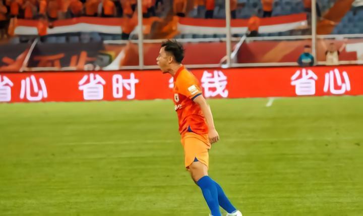 今晚19时35分，山东泰山将在第15轮客场对阵河