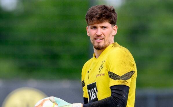 图片报：科贝尔是多特新队长的热门人选，聚勒和詹也有可能