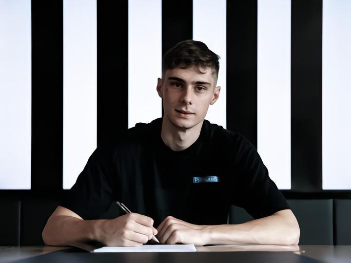 官方：波兰U21国脚沃达尔奇克加盟格拉茨风暴