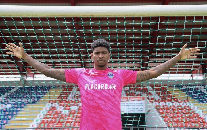 官方：弗拉门戈门将乌戈-索萨租借加盟沙维斯，赛季末可买断