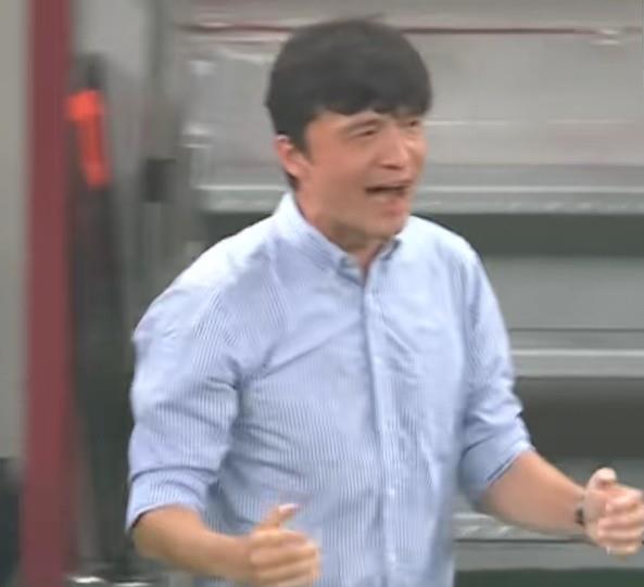 谢晖：球员付出了所有的努力，这是目前为止踢的最好的一场球