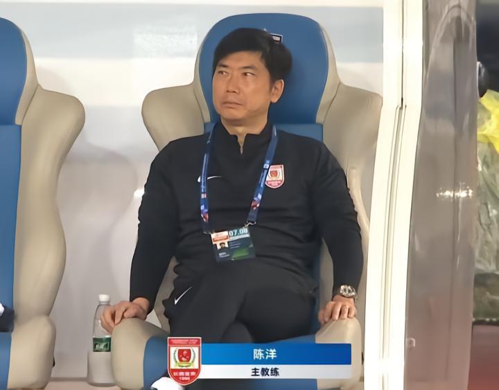 陈洋：队员丢球后立刻反扑展现求胜欲；希望吸取教训越打越好