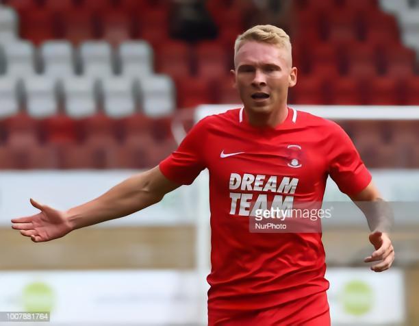 多佛24岁右后卫迈尔斯·尤德（Myles Jud