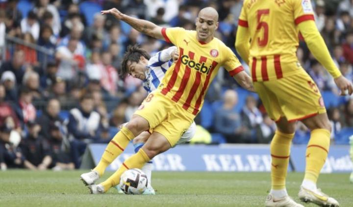 世体：巴萨签下罗梅乌的交易将在下周达成最终协议