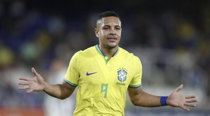 巴西U20队主帅：罗克能够很快适应巴萨，他已经做